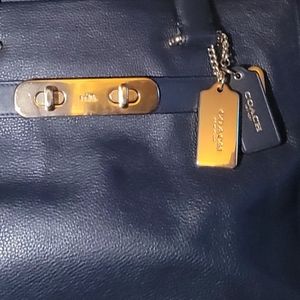 Authentic Coach Swagger Carryall Bag